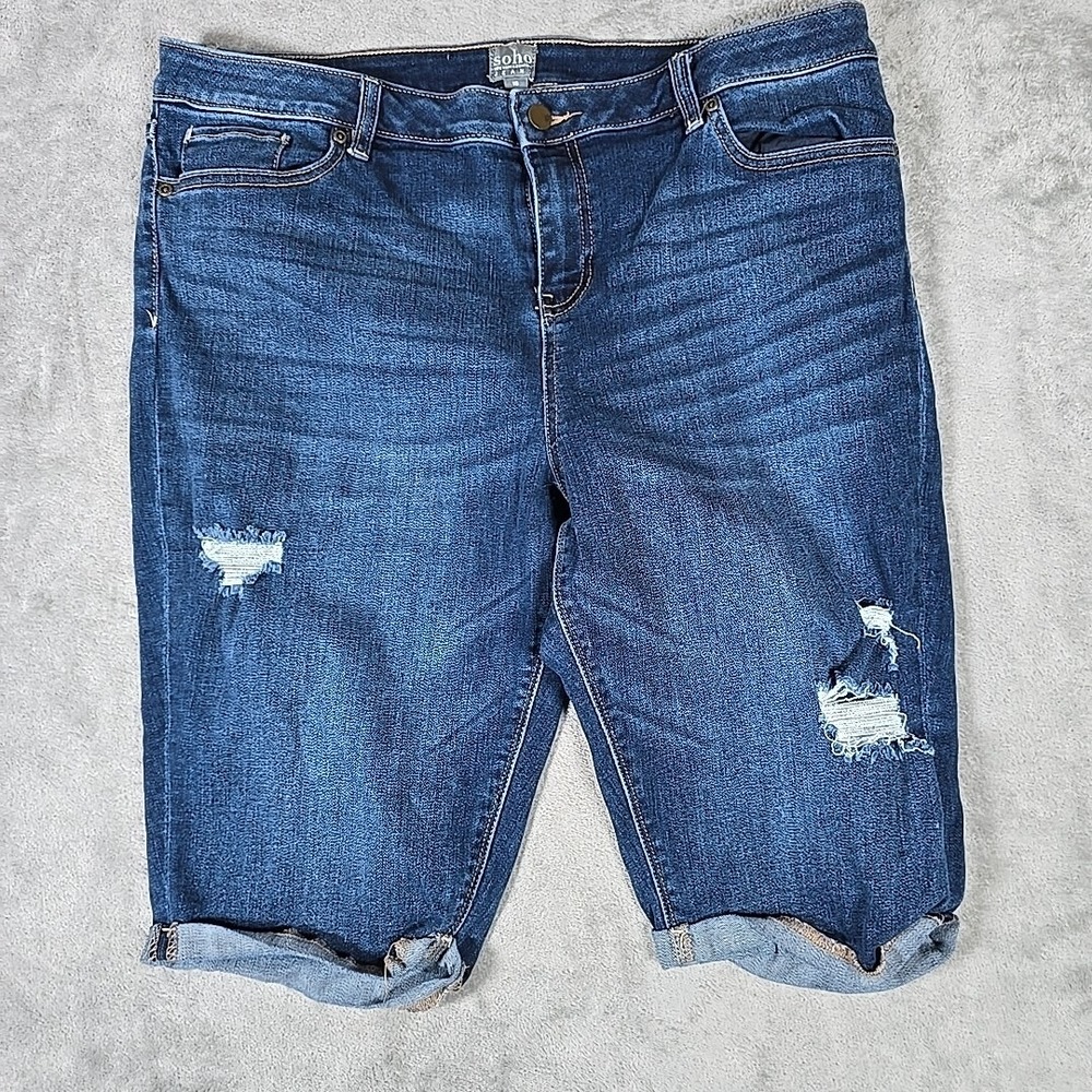 Soho Womens Jean Shorts Womens 18W Blue Denim Pockets Cuffed Hems Distressed